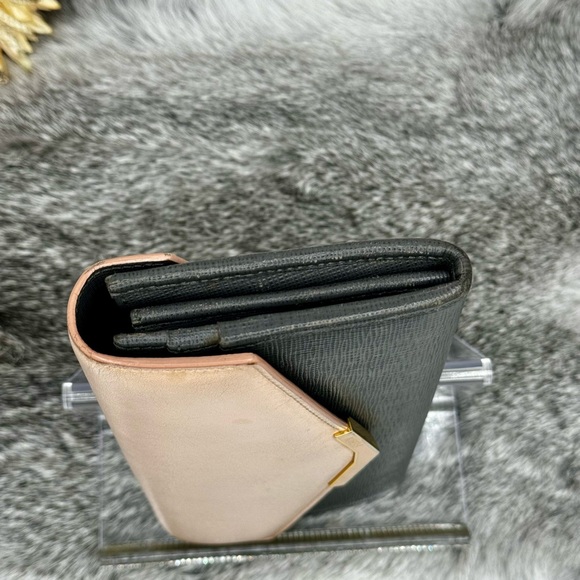 Fendi 2 Jours Leather Long Wallet - Picture 13 of 16